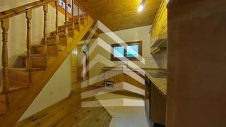 Zweistöckige Wohnung  Carrèr nau