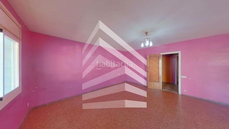 Foto f1f3e7d0-0405-4049-b6ca-67abd7e8879b. Pis a La plantera Blanes