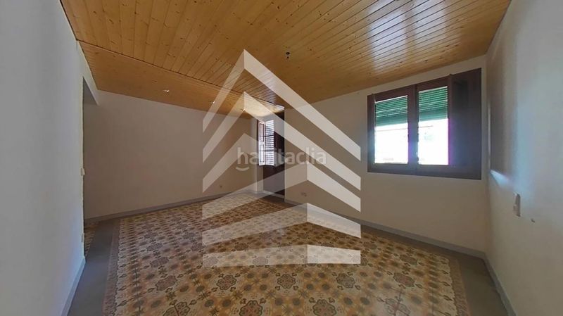 Foto 632895e8-59cb-43a8-a53a-556f296326c1. Casa a Pobla de Segur (La)