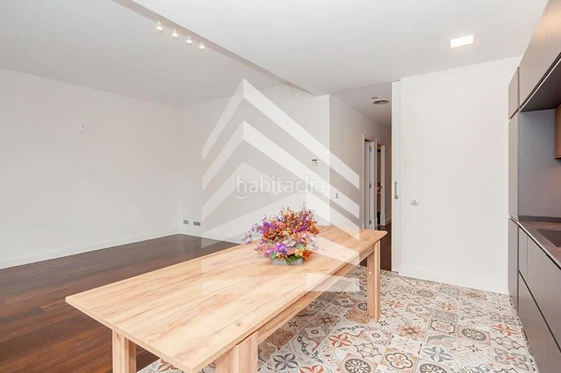 Foto 15ab1734-85ab-44ee-918c-1d403e78f6bb. Pis a Dreta de l´Eixample Barcelona