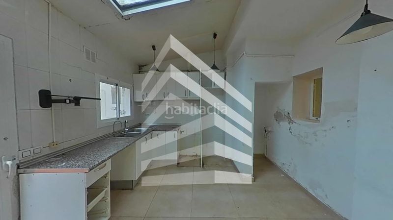 Foto 0a0ffa06-c201-4a5e-a04c-6b1884bb9aba. Planta baixa a Poblenou Barcelona