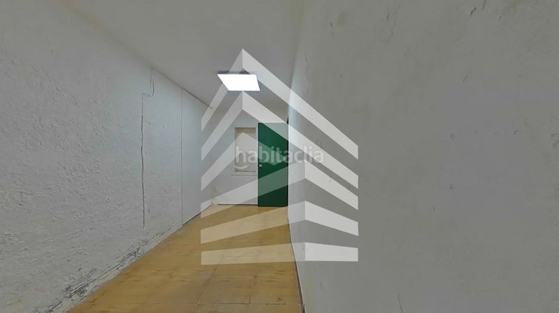Foto dbcdd84d-693d-4edb-8681-e896af07018d. Planta baixa a Poblenou Barcelona