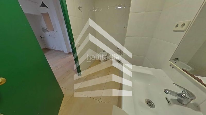 Foto e6e52f31-196b-45d8-9be8-d18f41fb8865. Planta baixa a Poblenou Barcelona