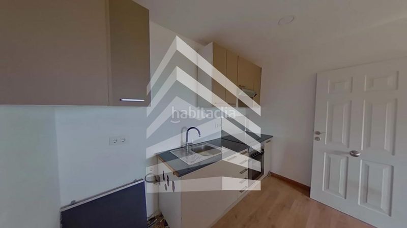 Foto a1b75f59-b9ab-496c-be9d-4191b037f56a. Casa amb piscina a Serra Brava Lloret de Mar