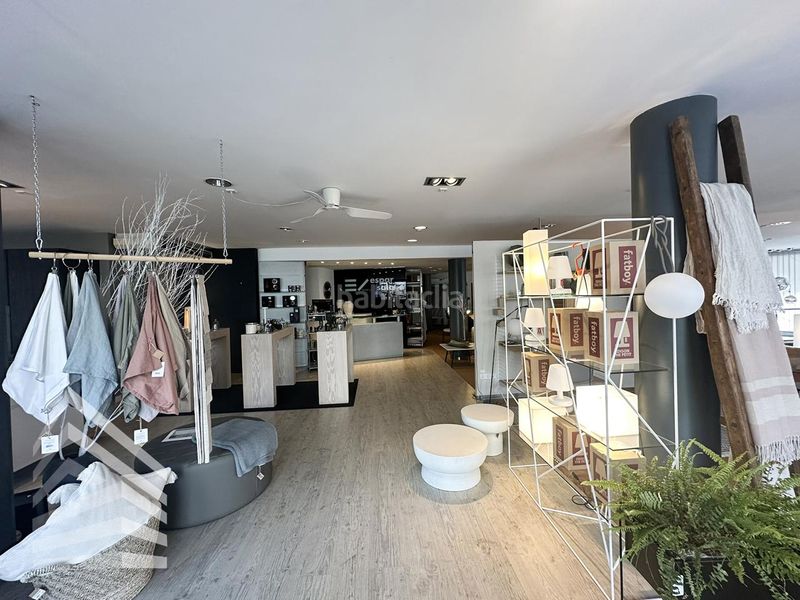 Foto 50b689f4-43d9-419e-a2cc-382f6c799d7c. Local comercial a Solsona