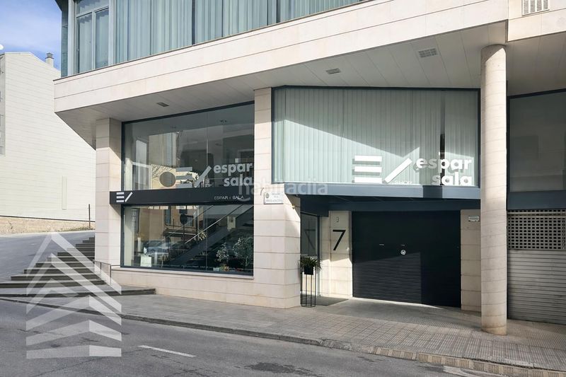 Foto 67d6ae49-e80e-4cd0-9241-0a490002d2a0. Local comercial a Solsona