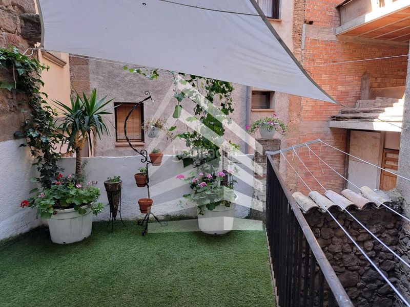 Foto 0cb0ffb4-8a8d-4ac6-bba1-f479aa631909. Casa a Solsona