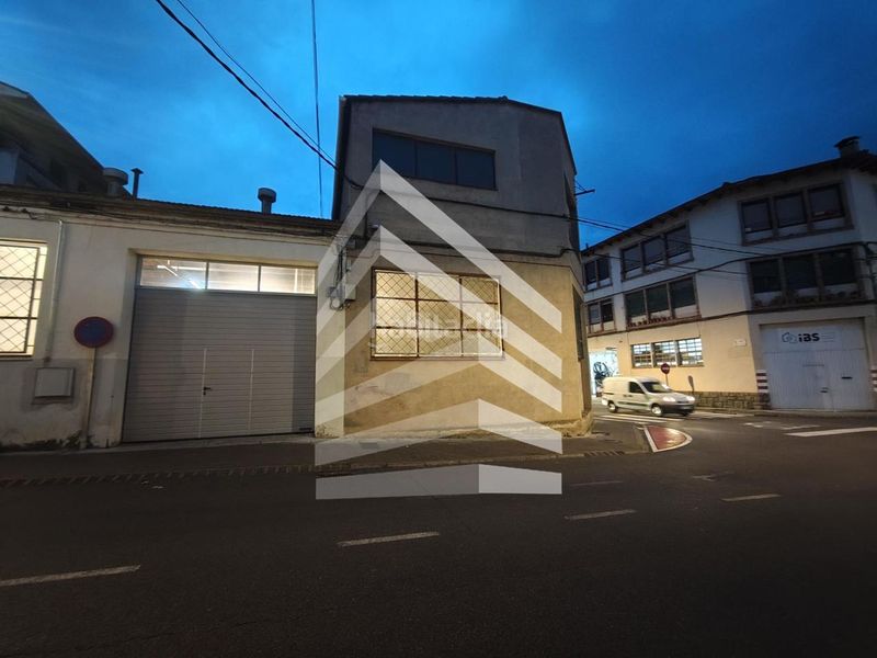 Foto ffd07384-7790-4f41-96a3-dbaf8afdc092. Local comercial a Solsona