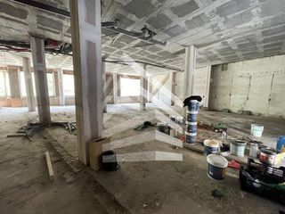 Miete Geschäftsraum  De bassella