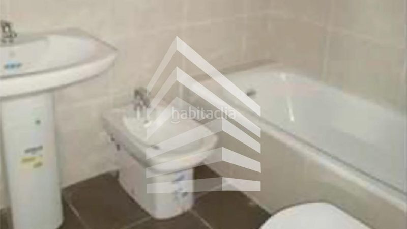 Foto de40a33e-f8bc-4985-98a5-b965fba1f544. Edificio in Castellnou de Seana