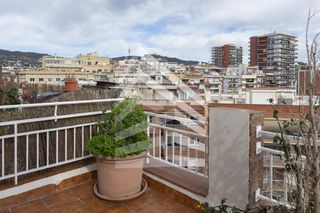 Dachwohnung  Carrer del comandant benítez
