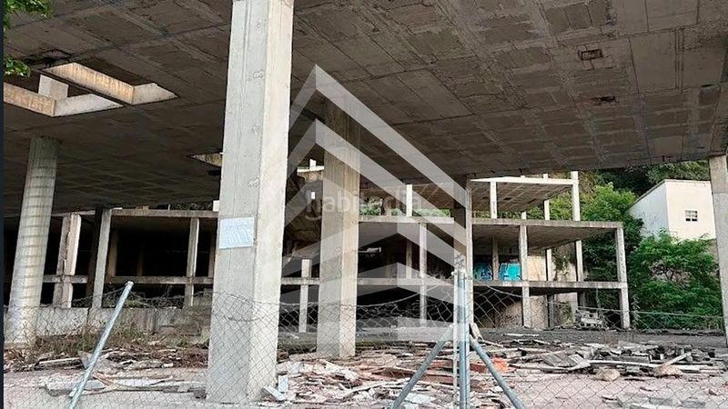 Foto 337dade6-2f8e-4df0-b9ab-49b923d9a4df. Edifici a Olot