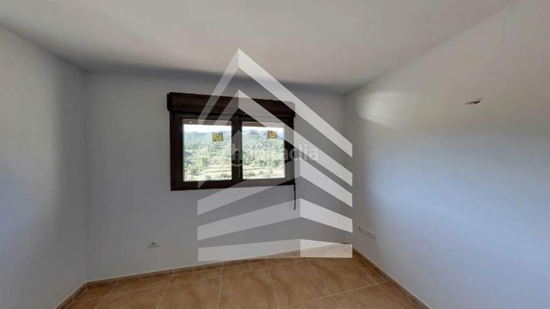 Foto 266f76e6-8478-4803-9780-74dde24d35da. Casa amb aparcament a Capafonts