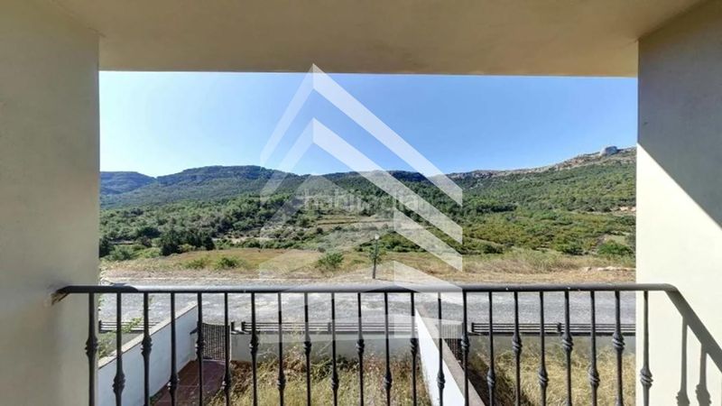 Foto 59067d07-90c5-4a71-b1e1-5002fb4a040d. Casa amb aparcament a Capafonts