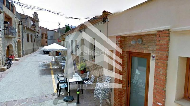 Foto 5a835c5d-1e3f-4f22-abc3-98b54f700cbb. Casa amb aparcament a Capafonts