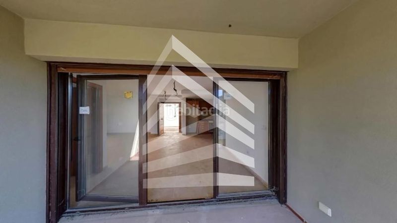 Foto b5fdd153-3613-4e6e-9fcd-47c7201356af. Casa amb aparcament a Capafonts