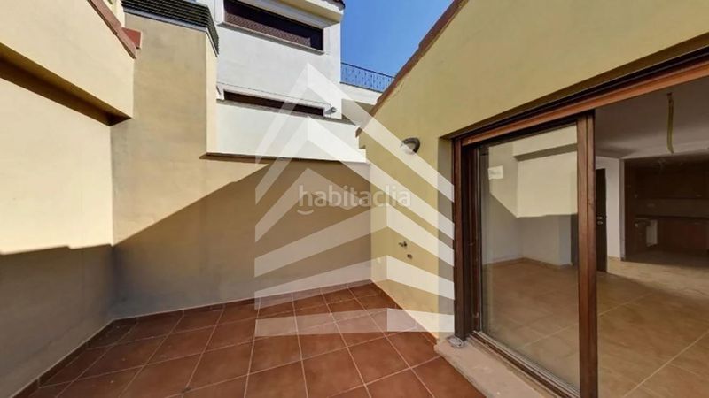 Foto e9b7f688-6442-4c87-85c3-8d881815bd9a. Casa amb aparcament a Capafonts