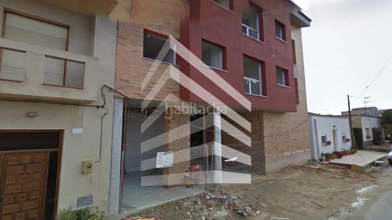 Foto afa99ad4-a728-4402-9b6d-1a6781a546a3. Edificio en Deltebre