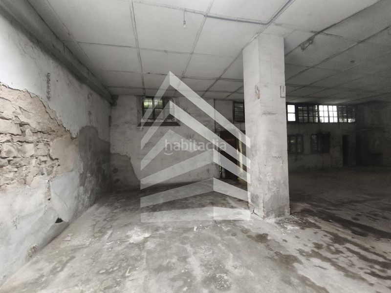 Foto a881b2a4-45ab-45be-bf39-e266794cb351. Geschäftsraum in Tàrrega