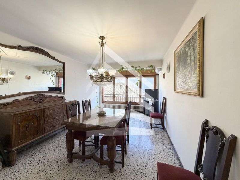 Foto b9378694-6483-408a-832d-8c16a5f84554. Pis a Solsona