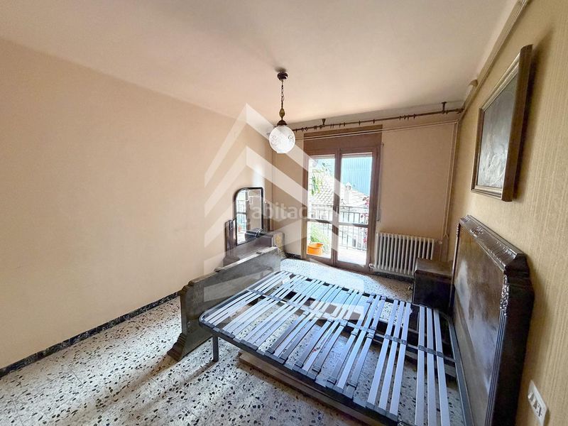 Foto f57b1dd5-46bd-4ad8-bd9c-32c1b97d064a. Pis a Solsona