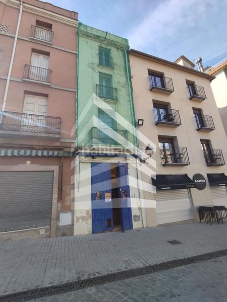 Foto 58c619f1-a620-43c9-91c4-89b4987921cd. Edifici a Caldes de Montbui