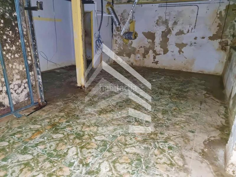 Foto beb1e5b3-e5f7-4615-bb54-a67e0c1709db. Local comercial a Malgrat de Mar