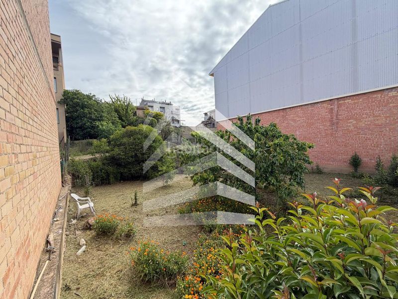 Foto 08bc06a7-0153-45ac-89ad-808fe994f68f. Terreny residencial a Solsona