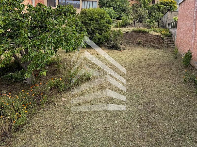 Foto ac5cda5a-836f-46f7-9e1a-468a69800071. Terreny residencial a Solsona