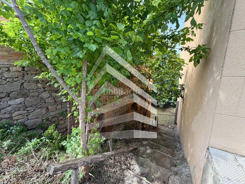 Foto 96605495-bbe4-476e-b8ae-3d1ac9077e40. Terreny residencial a Solsona
