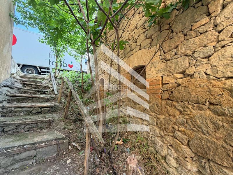 Foto ee74f585-bfc7-4d45-b743-cef4b33acaee. Terreny residencial a Solsona