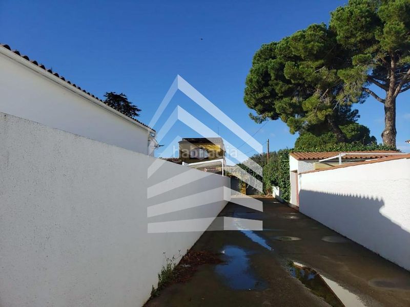 Foto 2dba38a8-c5c7-4851-ad73-19b363e73f05. Casa amb calefacció a Riells Escala (L´)