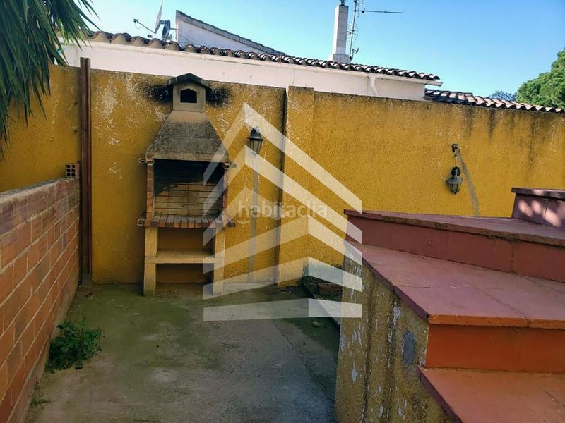 Foto 74e38080-54b9-46d0-9a1f-616a46d7a4d2. Casa amb calefacció a Riells Escala (L´)