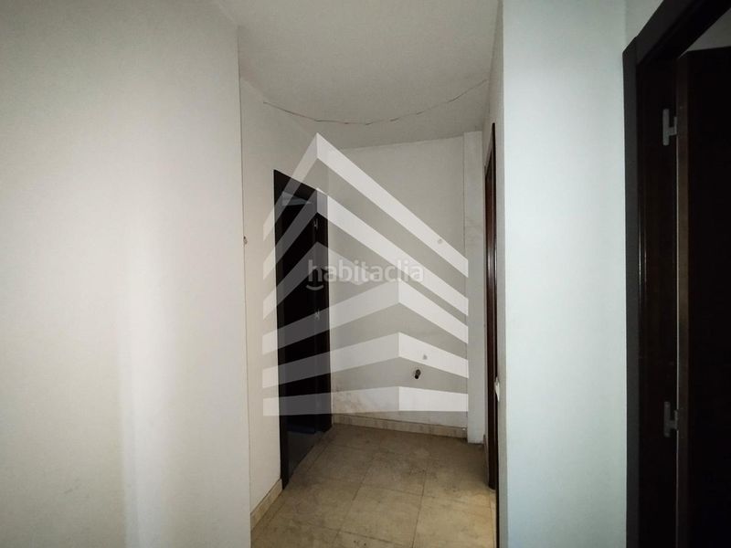 Foto c932182b-b522-42a0-83ec-9a3e34e8c4aa. Local comercial a Can Mas Ripollet