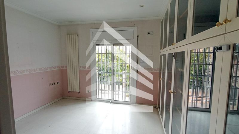 Foto e4ddc810-63a3-4a1a-8382-529fc2f8a030. Casa a Centre Prat de Llobregat (El)