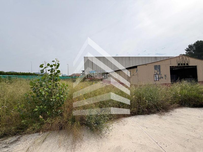 Foto bec2e913-6d01-43bc-81e4-85c9f67de482. Terreno residencial en Artés