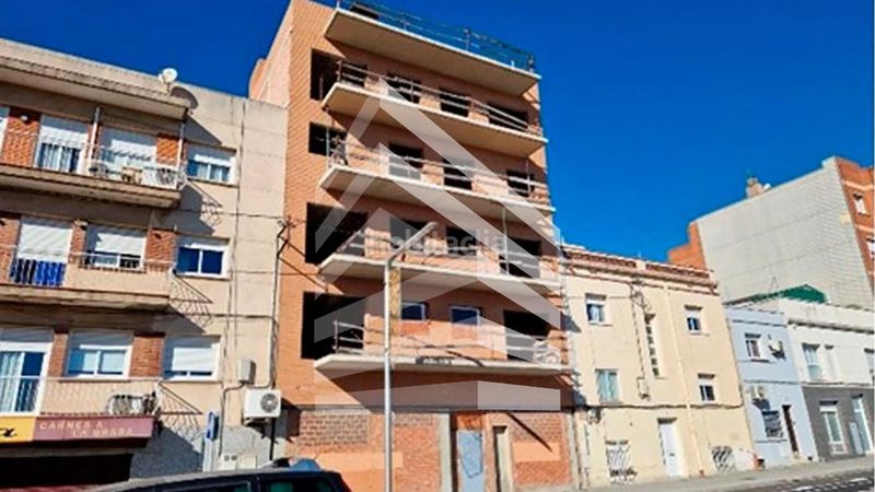 Foto d07f625f-6b4b-4d01-b245-dd8ec2a98fcf. Edificio in Centre-Estació Gavà