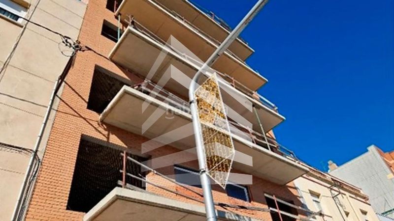 Foto f5180ce0-2ab3-471f-b3bd-442badb912ac. Edificio in Centre-Estació Gavà