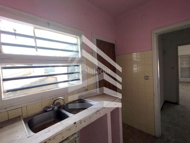 Foto d1b4a15f-2d4a-4945-95b4-37277be715b2. Piso en Jonquera (La)