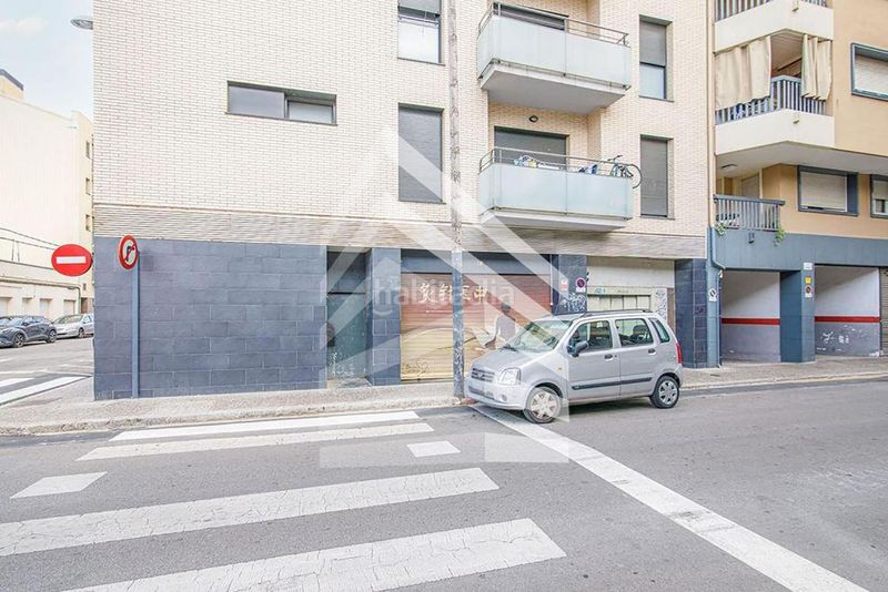 Foto 55ce20cd-2f29-4dde-b556-a384a5ea0c46. Edifici a Sant Narcis Girona