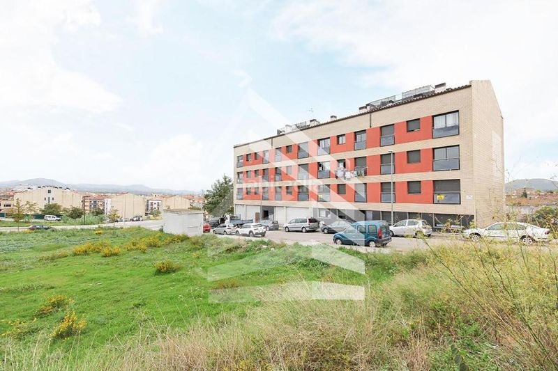 Foto 03331f12-3c36-4b5d-85da-a89e468463b9. Edifici a Tordera Tordera