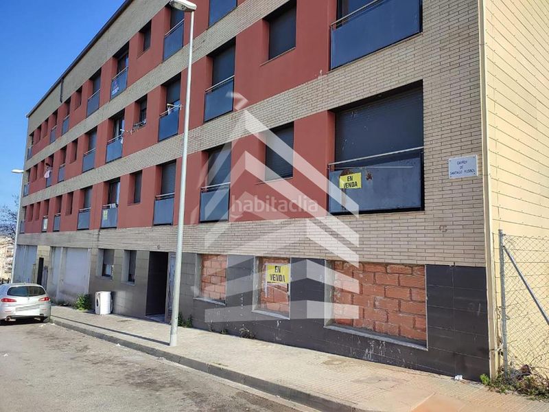 Foto 5d7bc9a9-ed3e-44bc-8371-47c14982d003. Edifici a Tordera Tordera