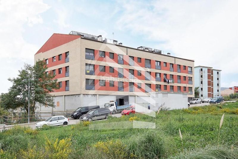 Foto ca198627-43f7-43ac-a57e-d01157c00dd2. Edifici a Tordera Tordera