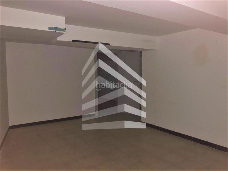 Foto 4a8196fa-9729-4094-8709-b987e41d60af. Local comercial a Instituts-Universitat Lleida