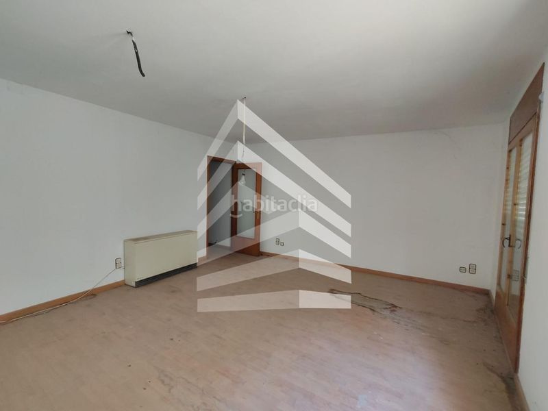 Foto be567d2c-33fc-440e-877a-2855568b751d. Edificio in Agramunt