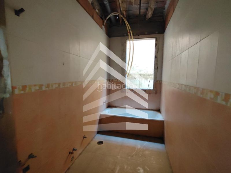 Foto c5d869ef-1da2-4d1e-9d3d-401fb9170649. Edificio in Agramunt