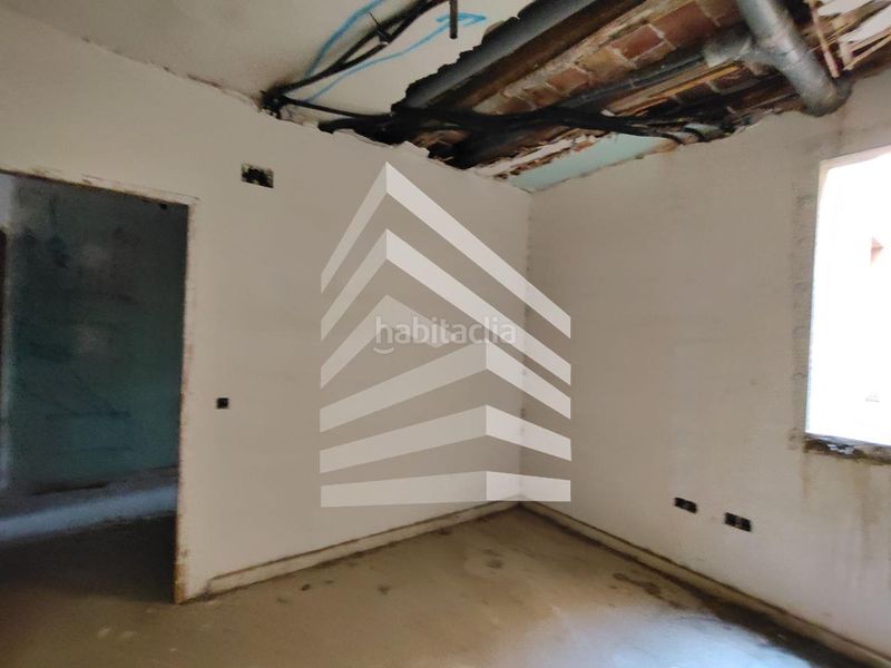 Foto c74c8b07-a3ac-4687-bcb9-d689a0611523. Edificio in Agramunt