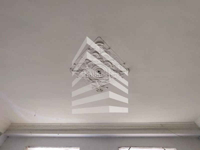 Foto d89142d9-5b69-436a-90e1-2dd86d1abf39. Edificio in Agramunt