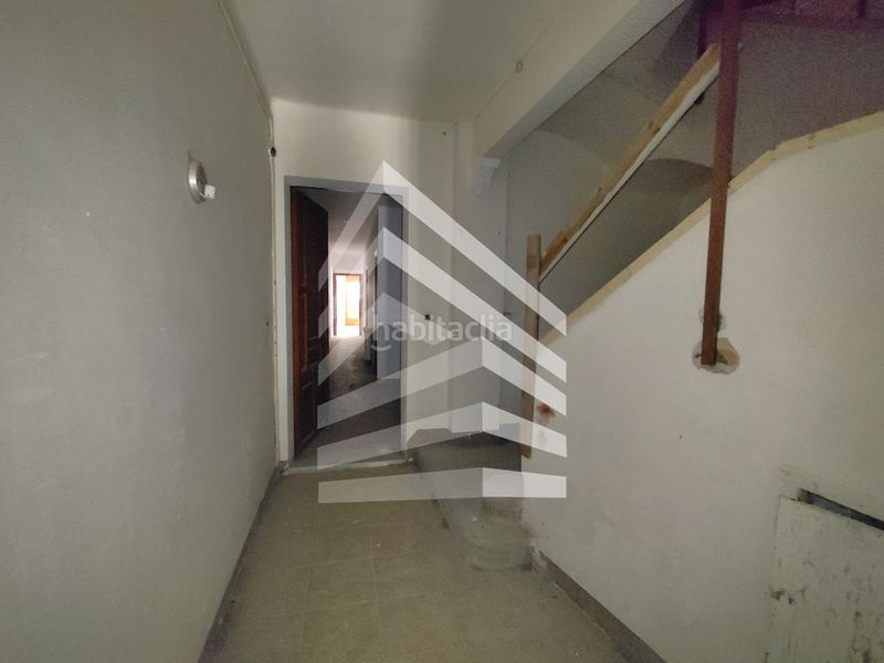 Foto de487ace-6ee1-405d-92ef-d0e4951b3954. Edificio in Agramunt