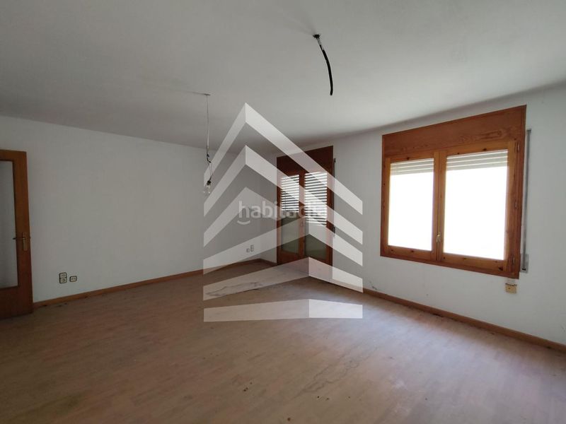 Foto f298b21d-d98e-48bd-8734-41e2ff1265e1. Edificio in Agramunt